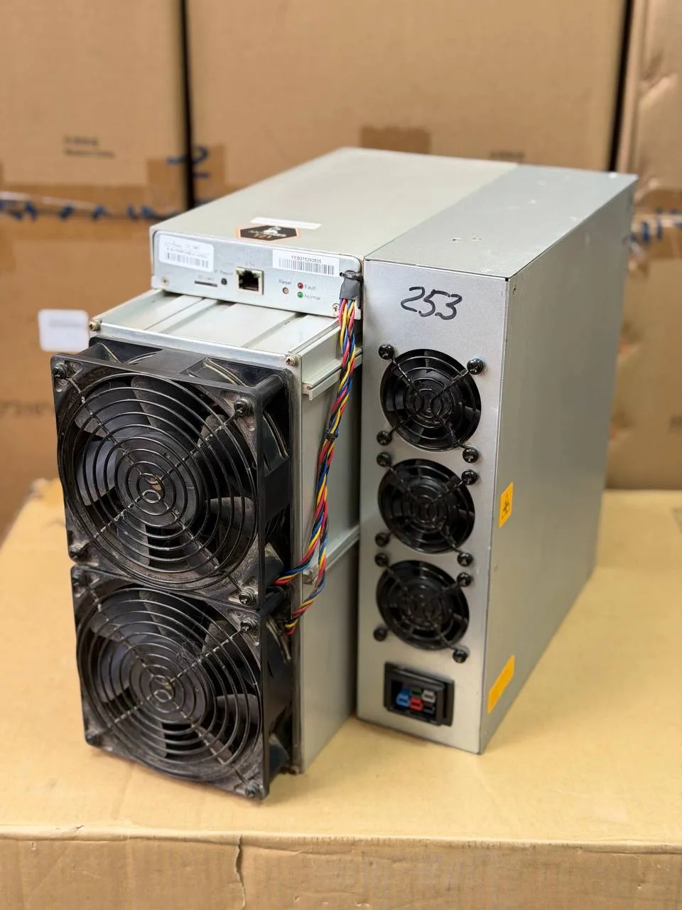 Antminer T21 180/186/190th