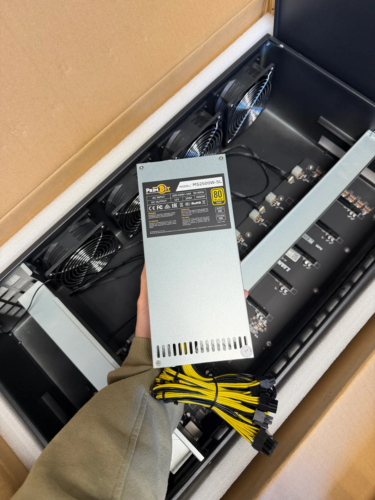 Блок питания 2500w новый 2500B